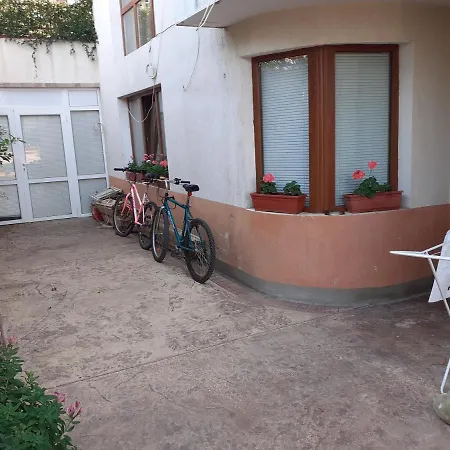 شقة Private Studio - Intsaraki -